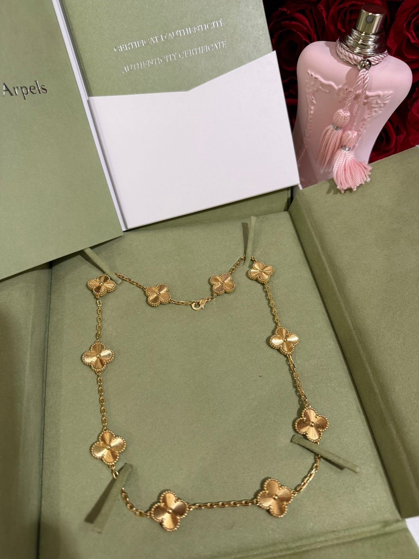 Van Cleef & Arpels Vintage Alhambra Necklace - 18k Yellow Gold - Guilloche - 10 Motifs - VCARP3JJ00