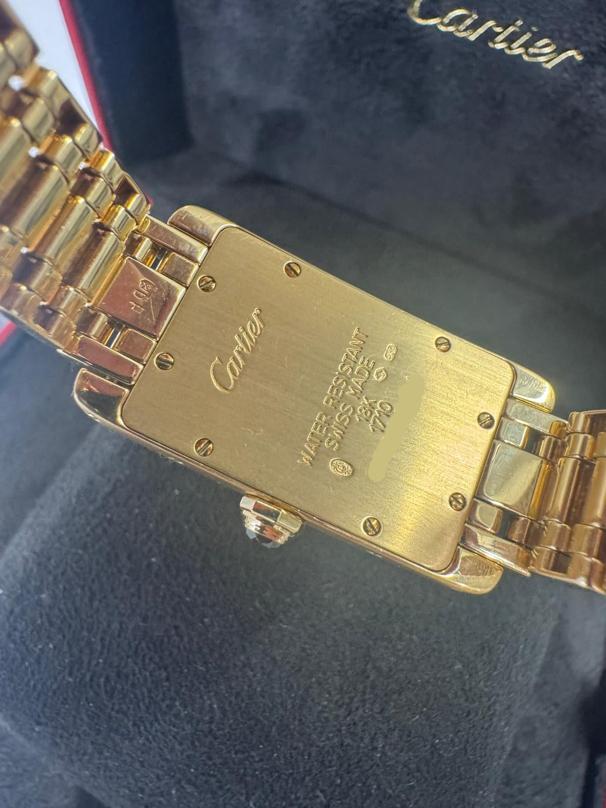 Cartier - Tank Americaine - Ladies Watch - 19.0 MM x 35.0 MM - Yellow Gold - White Dial - W26015K2
