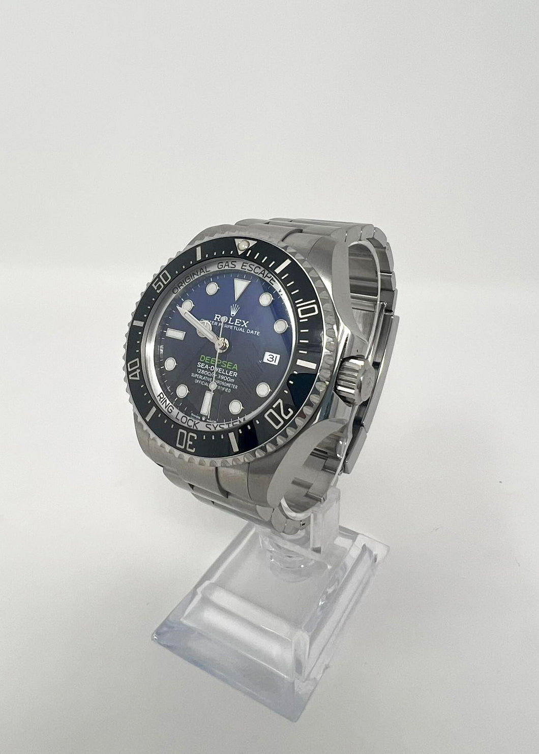 Rolex James Cameron Stainless Steel Sea-Dweller Watch - 44 MM - Oyster Bracelet - D-Blue Dial - 126660 dbl