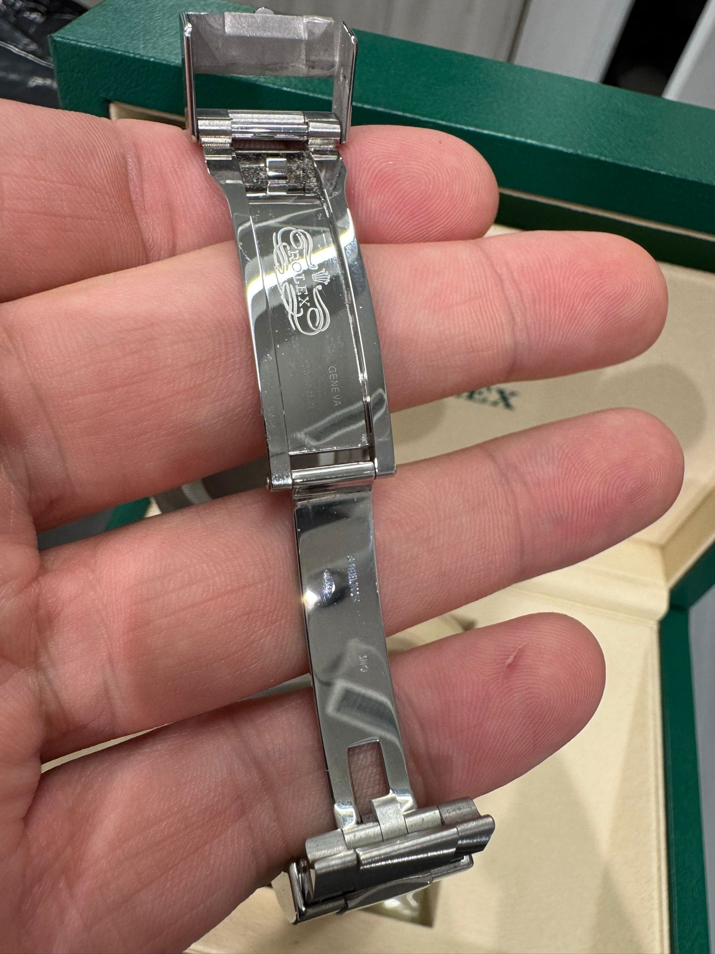 Rolex Starbucks Oystersteel Submariner 41MM - Oyster Bracelet - Black Dial - Green Dial - 126610LV