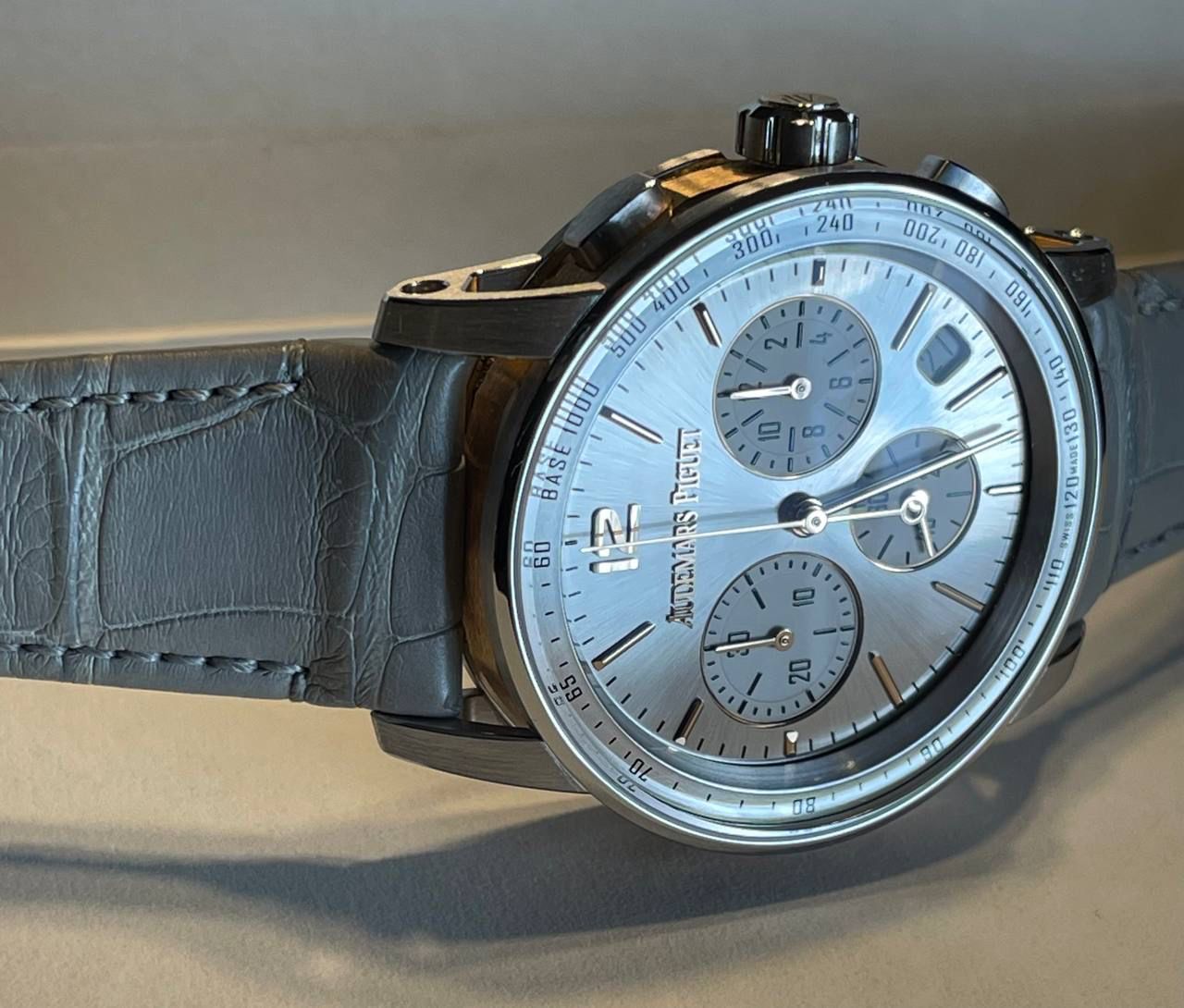 Audemars Piguet Code 11.59 Selfwinding Chronograph Pink and White Gold 41 MM - Grey Rubber Strap - Grey Lacquered Dial - 26393CR.OO.A008KB.01