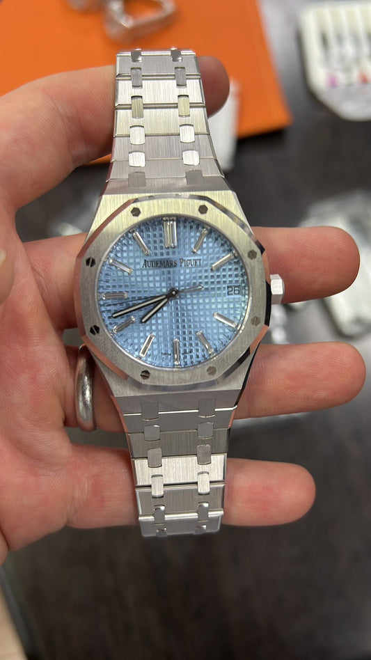 Audemars Piguet Royal Oak White Gold Selfwinding 41 MM - White Gold Bracelet - Ice Blue Baguette Dial - 15510BC.OO.1320BC.01