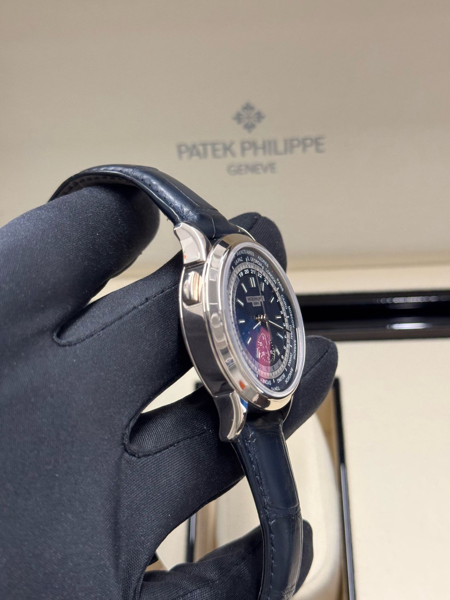 Patek Philippe Complications - Chronograph and World Time - 39.5 MM - White Gold - 5930G-010
