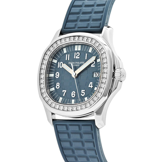 Patek Philippe Aquanaut - 35.6 MM - Steel - Blue Dial - 5067A-025