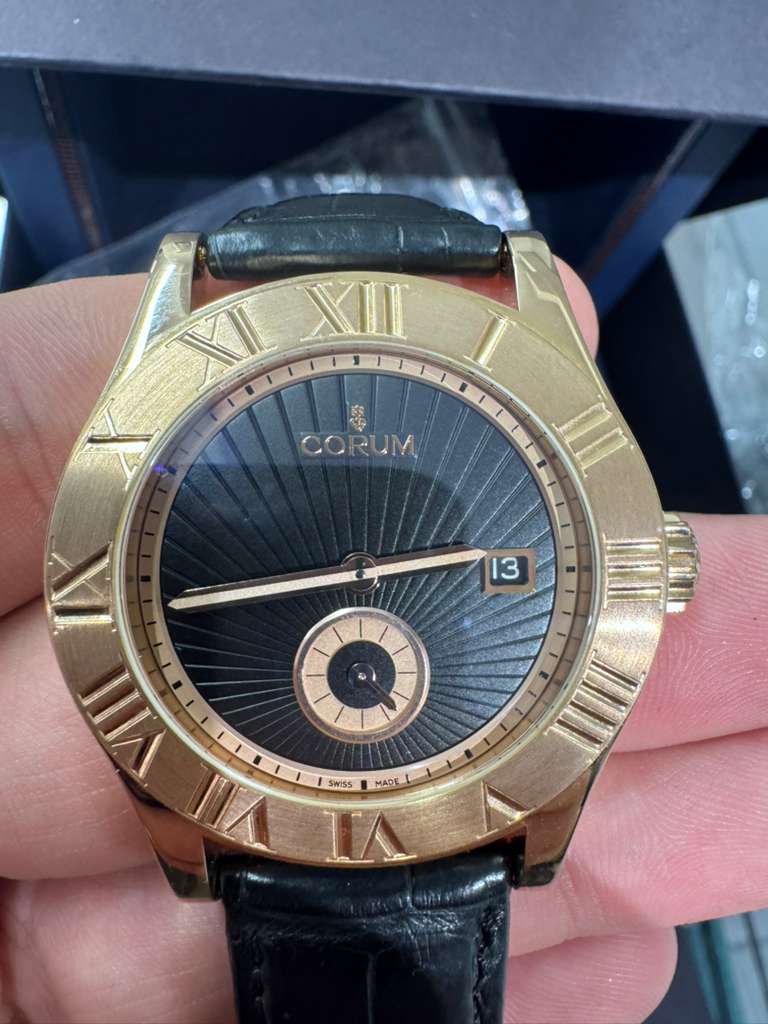 Corum Romvlvs - 41 MM Rose Gold - Black Dial - Black Leather Strap - 02.0002