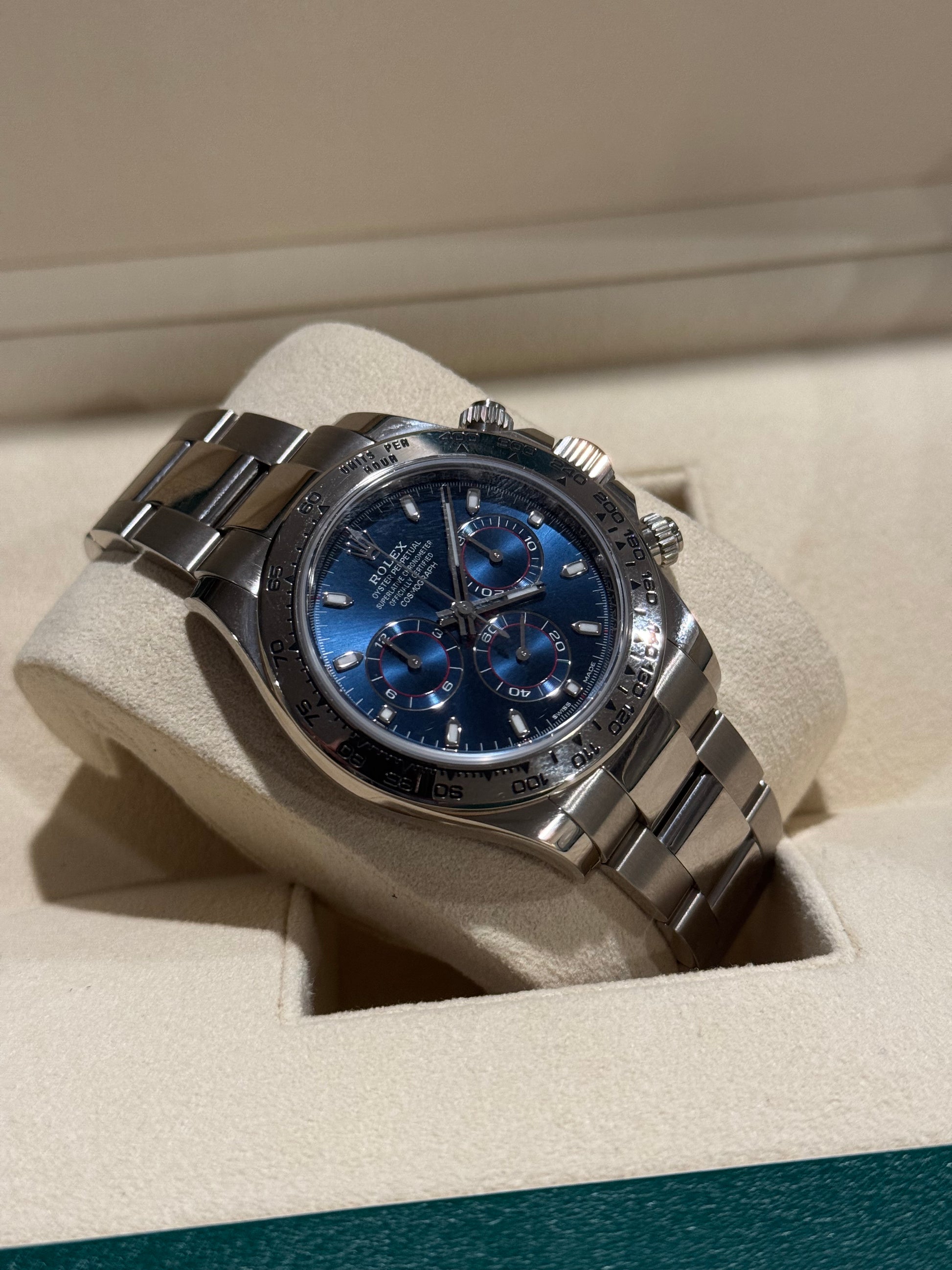 Rolex Cosmograph Daytona - 40 MM - White Gold - 116509-0071