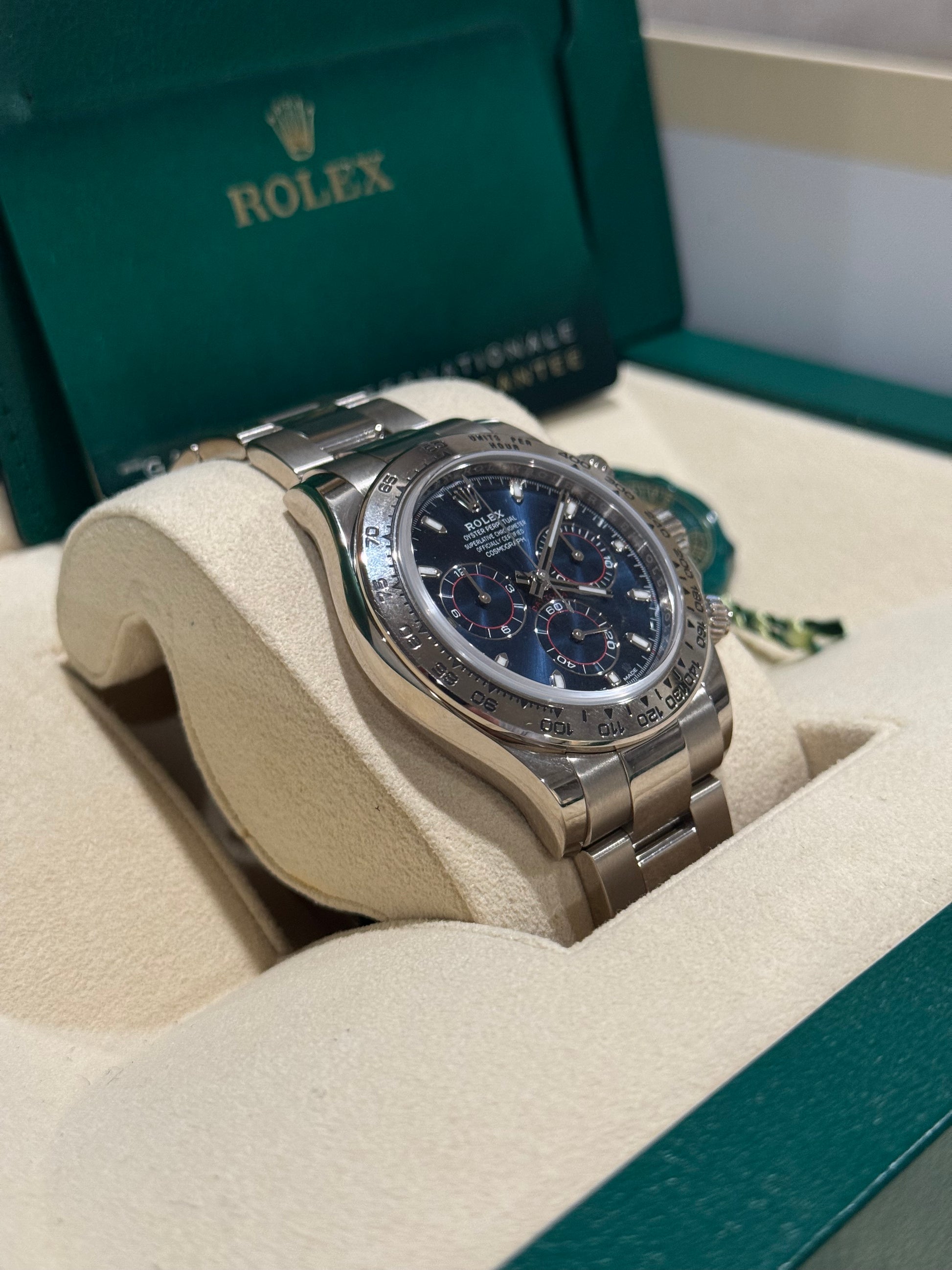 Rolex Cosmograph Daytona - 40 MM - White Gold - 116509-0071