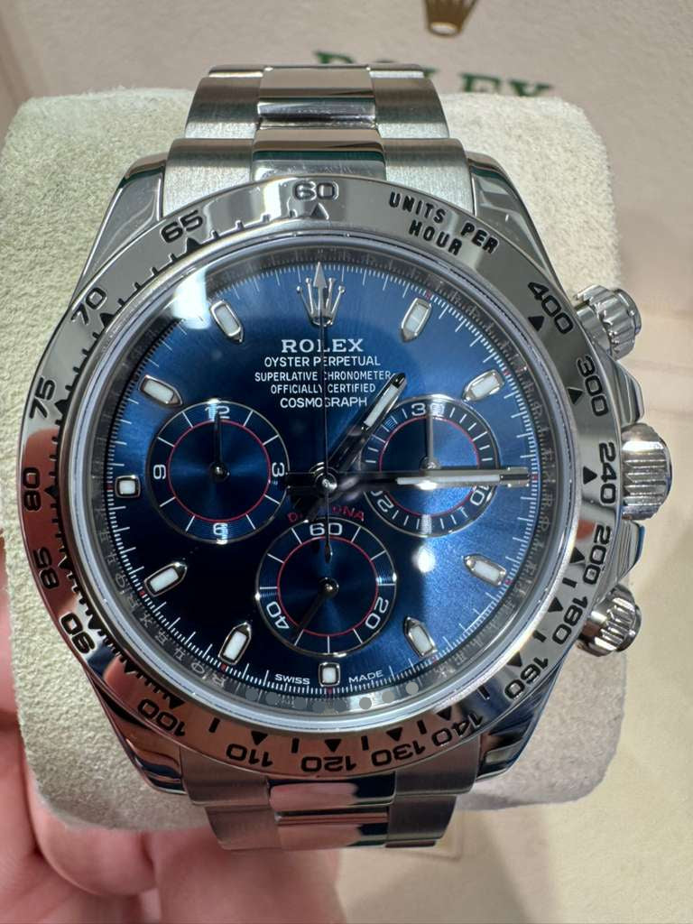 Rolex Cosmograph Daytona - 40 MM - White Gold - 116509-0071