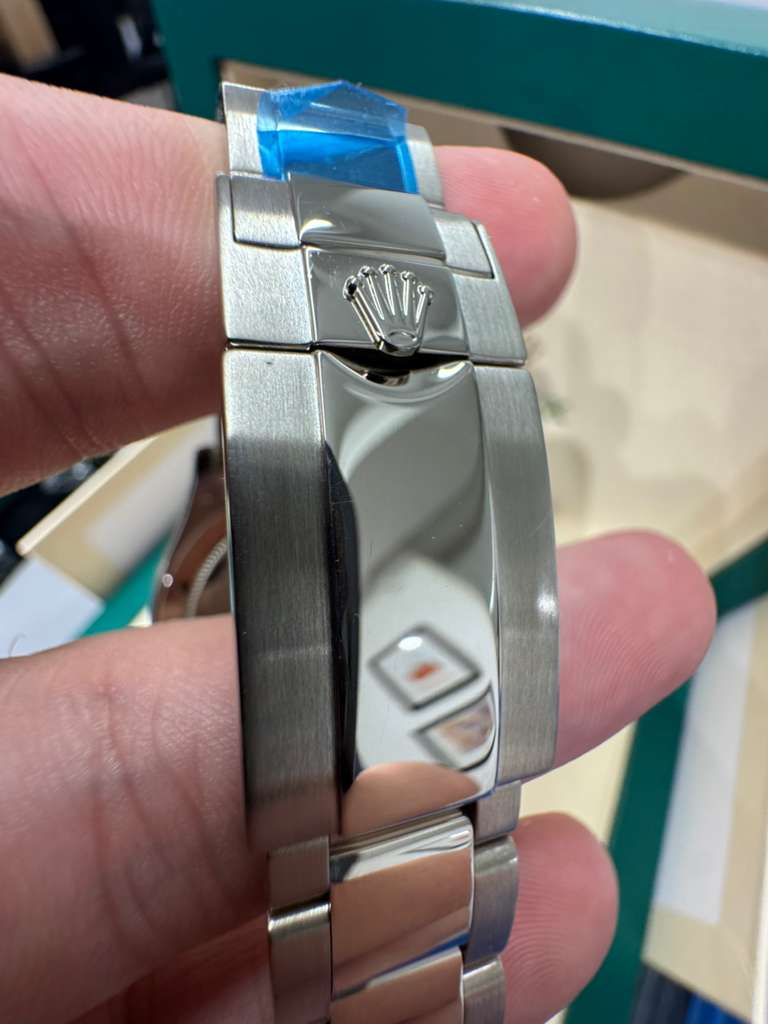 Rolex Cosmograph Daytona - 40 MM - White Gold - 116509-0071