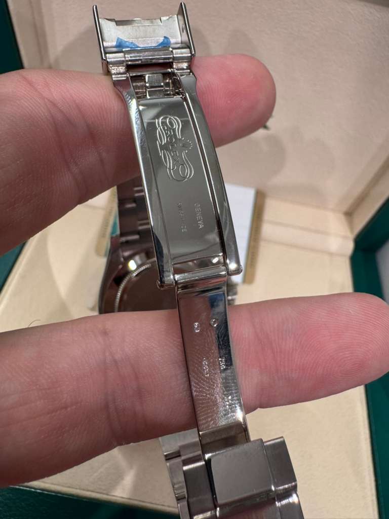 Rolex Cosmograph Daytona - 40 MM - White Gold - 116509-0071