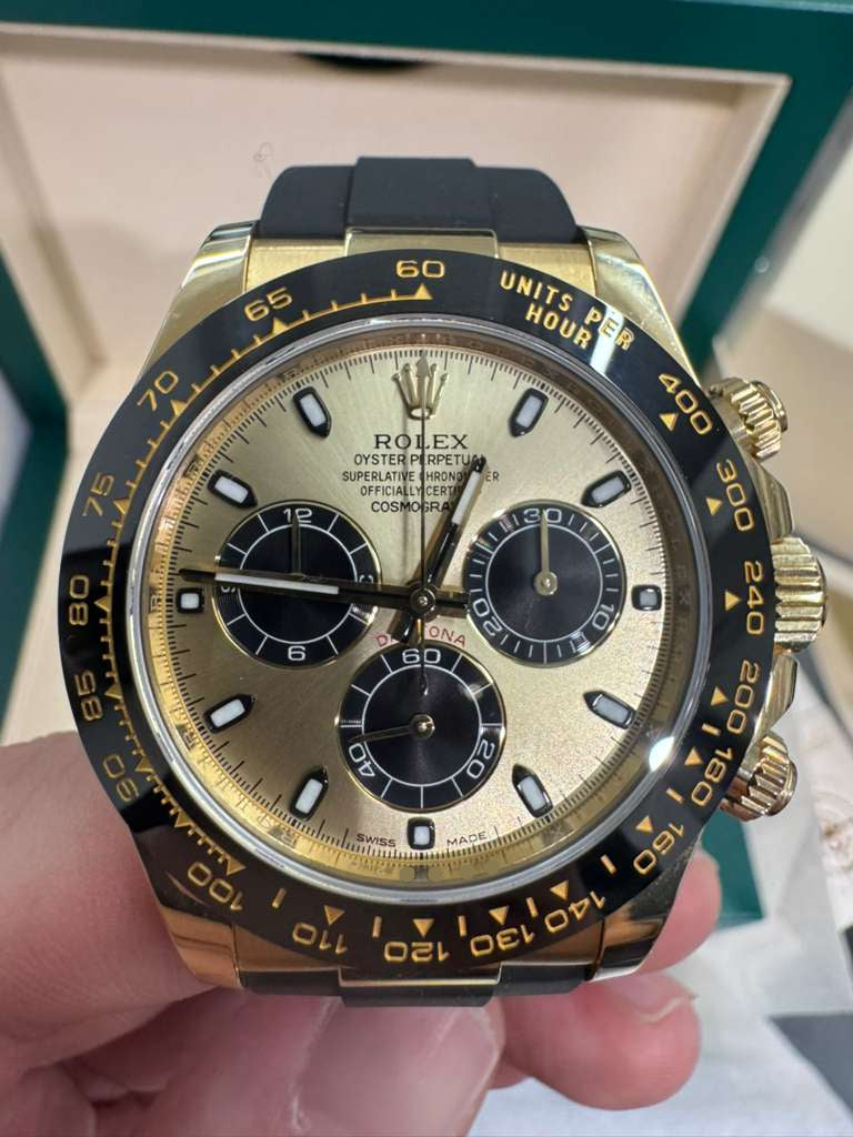 Rolex Yellow Gold Daytona Watch - 40 MM - Oysterflex Strap - Champagne Dial - 116518LN chbkof
