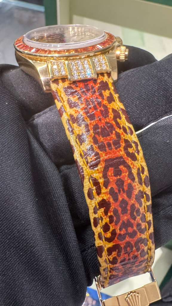 Rolex Daytona "Leopard" - 40 MM - Yellow Gold - 116598SACO