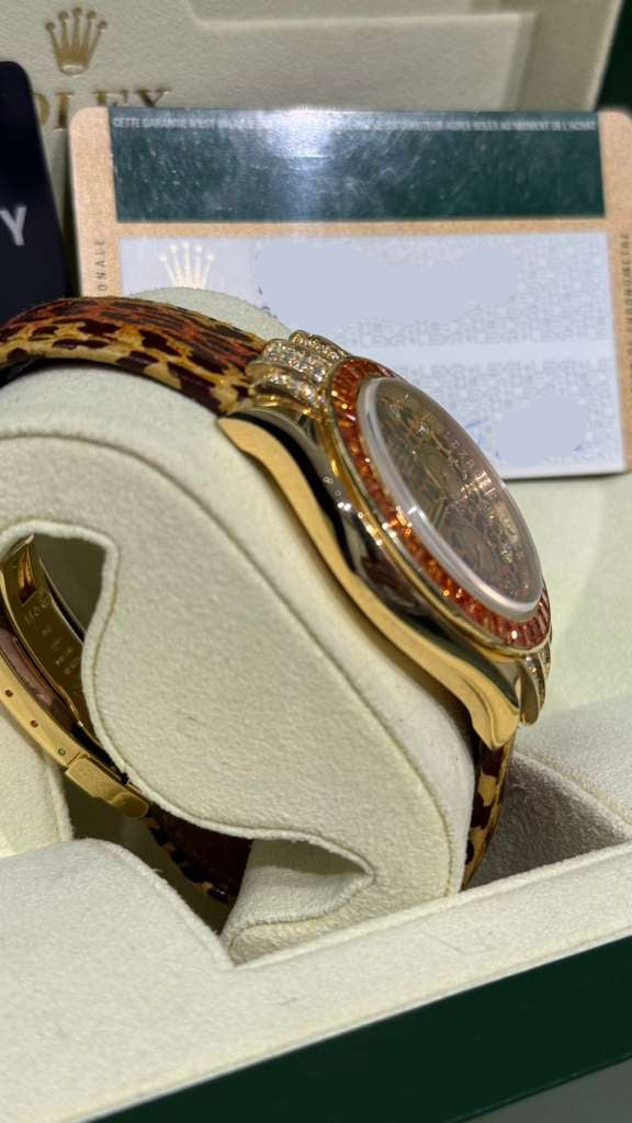 Rolex Daytona "Leopard" - 40 MM - Yellow Gold - 116598SACO