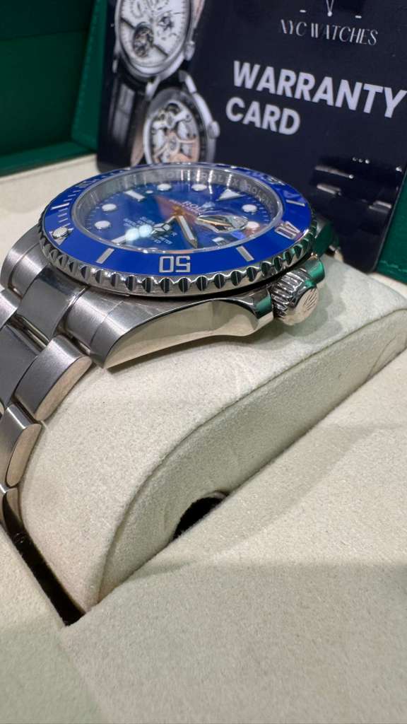 Rolex Smurf White Gold Submariner Watch 40MM - Oyster Bracelet - Blue Dial - 116619LB
