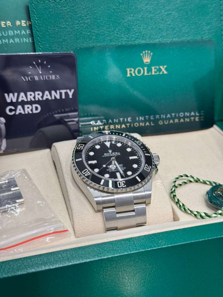 Rolex Oystersteel Submariner 41MM - Oyster Bracelet - Black No Date Dial - 124060