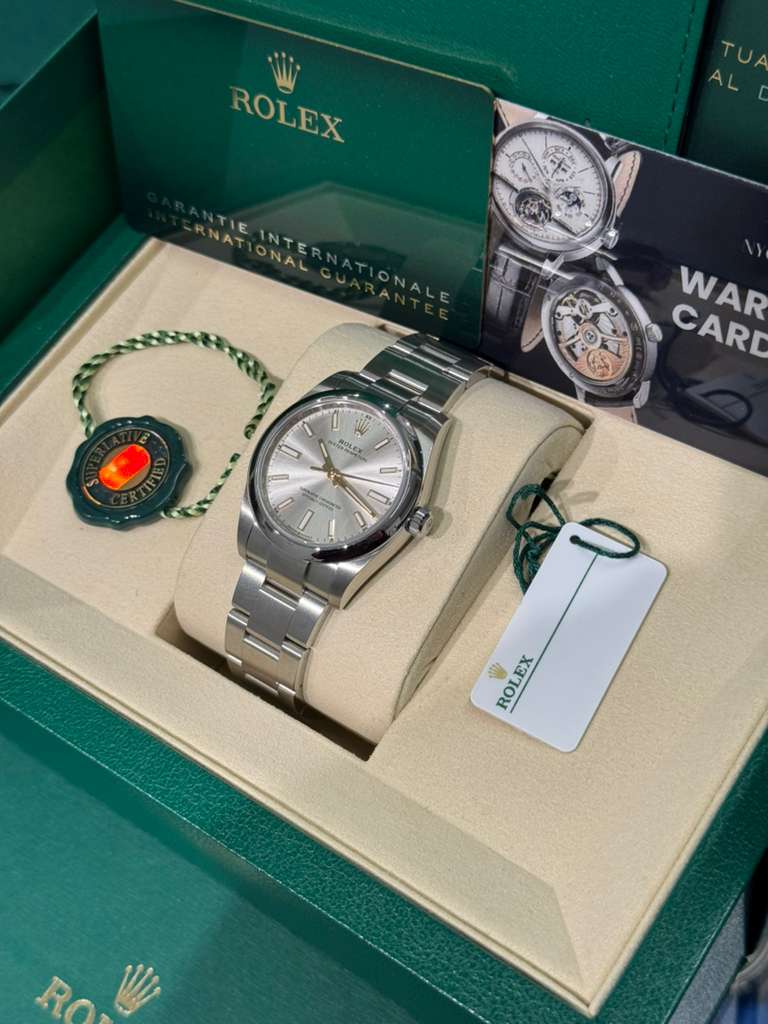 Rolex Stainless Steel Oyster Perpetual no date Watch - 34 MM - Oyster Bracelet - Silver Dial - 124200 sio