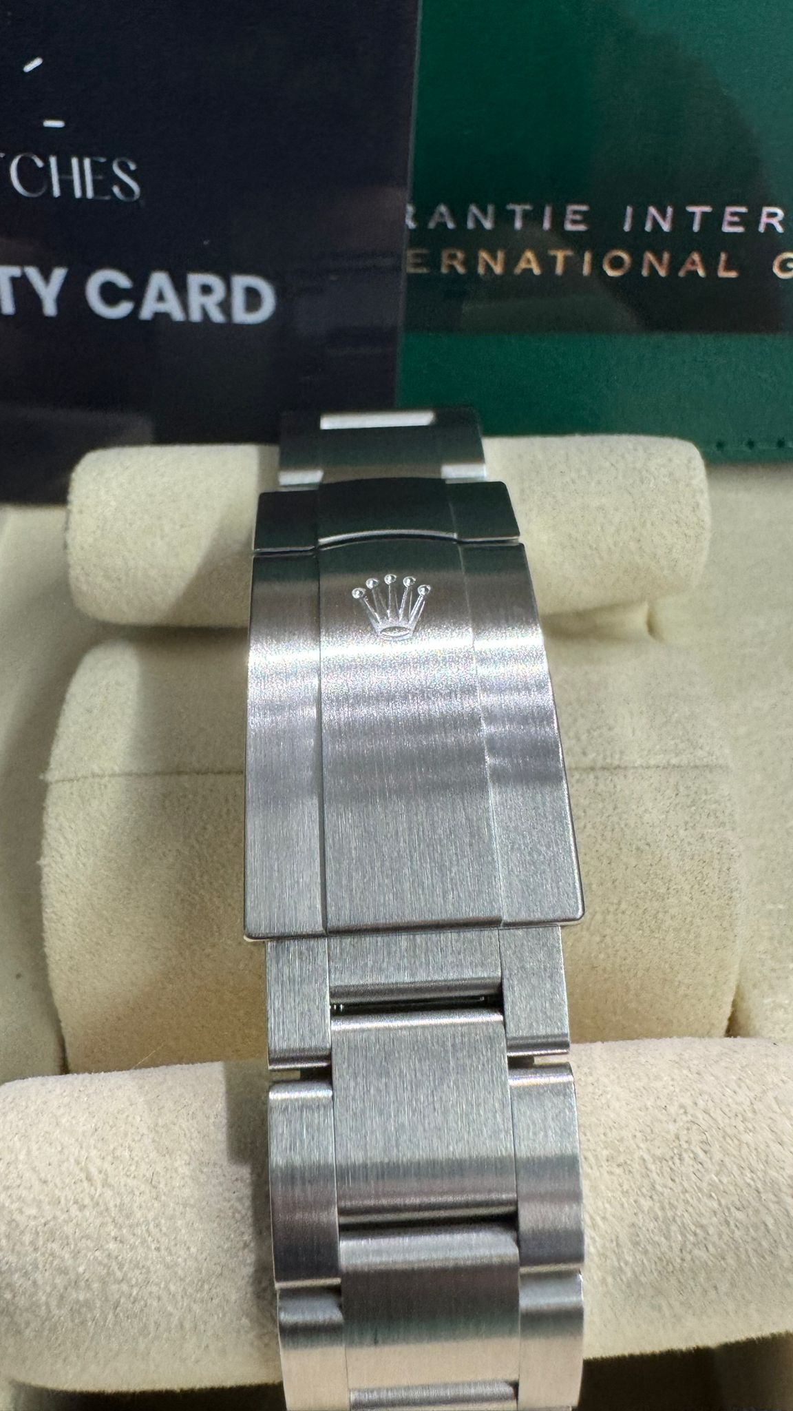 Rolex Oyster Perpetual - Stainless Steel - 36 MM - Oyster Bracelet - Med Blue Dial - 126000-0003
