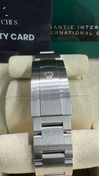 Rolex Oyster Perpetual - Stainless Steel - 36 MM - Oyster Bracelet - Med Blue Dial - 126000-0003