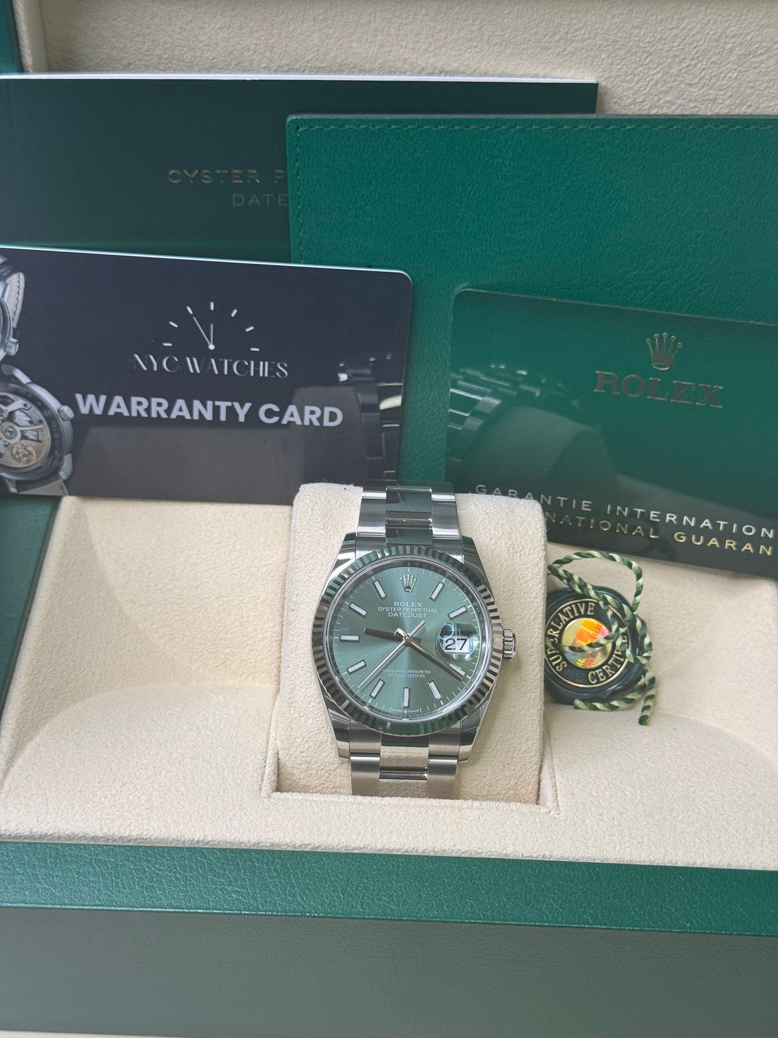 Rolex Stainless Steel And White Gold Datejust - 36 MM - Oyster Bracelet - Fluted Bezel - Mint Green Index Dial - 126234 mgio