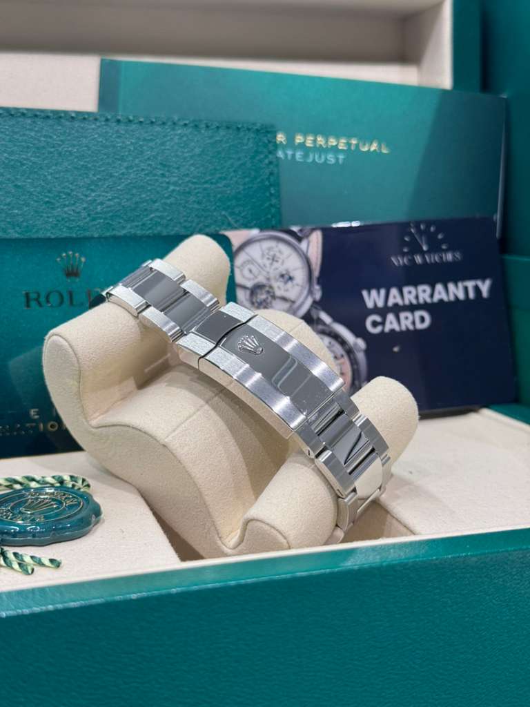 Rolex Stainless Steel Datejust 41 Date Watch - 41 MM - Oyster Bracelet - Smooth Bezel - Blue Roman Dial - 126300 blro