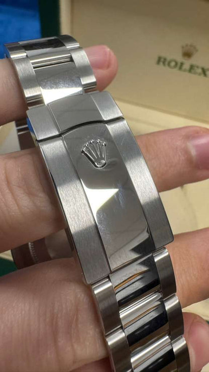 Rolex Stainless Steel and White Gold Datejust 41 Date Watch - 41 MM - Oyster Bracelet - Fluted Bezel - Green Dial - 126334-0027