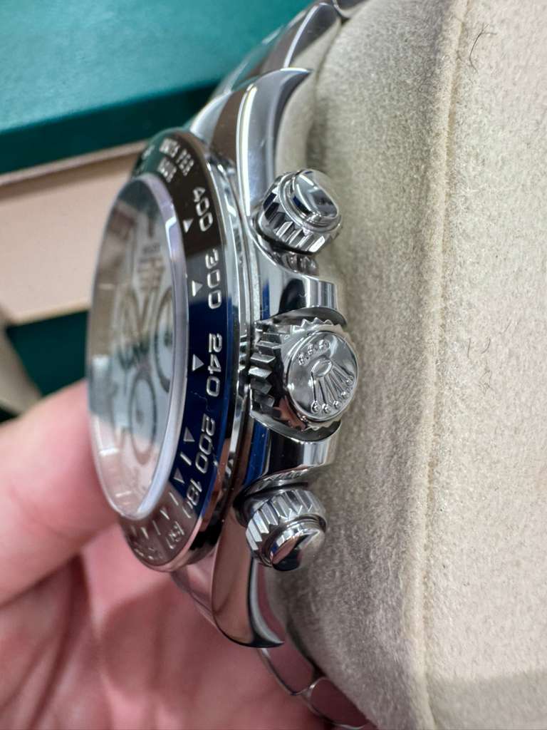 Rolex Oystersteel Cosmograph Daytona Watch - 40 MM - Oyster Bracelet - Black Cerachrom Bezel - White Index Dial - 126500ln wio