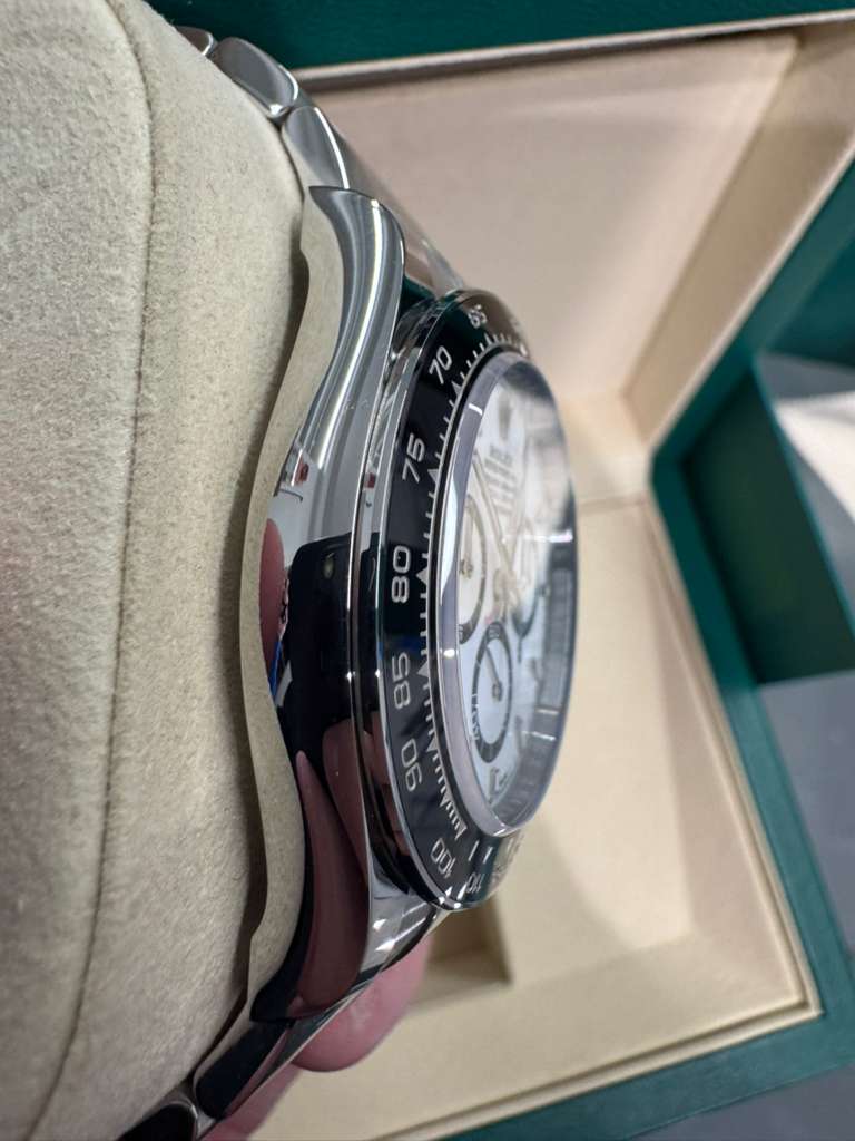 Rolex Oystersteel Cosmograph Daytona Watch - 40 MM - Oyster Bracelet - Black Cerachrom Bezel - White Index Dial - 126500ln wio