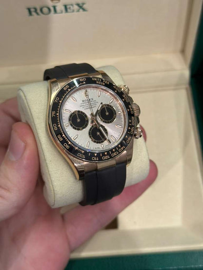 Rolex Everose Gold Cosmograph Daytona Watch - 40 MM - Oysterflex Strap - Black Ceramic Bezel - Sundust And Black Index Dial - 126515LN-0006
