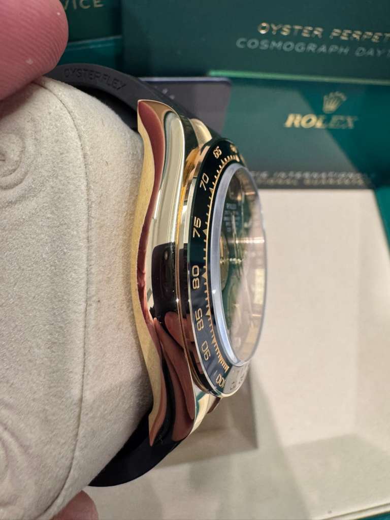 Rolex Cosmograph Daytona "Paul Newman" - 40 MM - Yellow Gold - 126518LN-0004