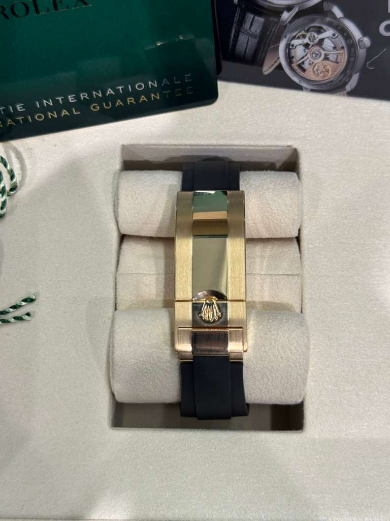 Rolex Cosmograph Daytona - 40 MM - Yellow Gold - Tiffany Dial - Oysterflex Bracelet - 126518LN-0014