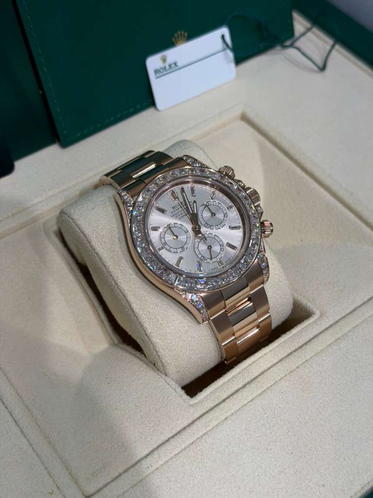 Rolex Cosmograph Daytona Baguette Bezel - 40 MM - Rose Gold - 126595TBR-0001