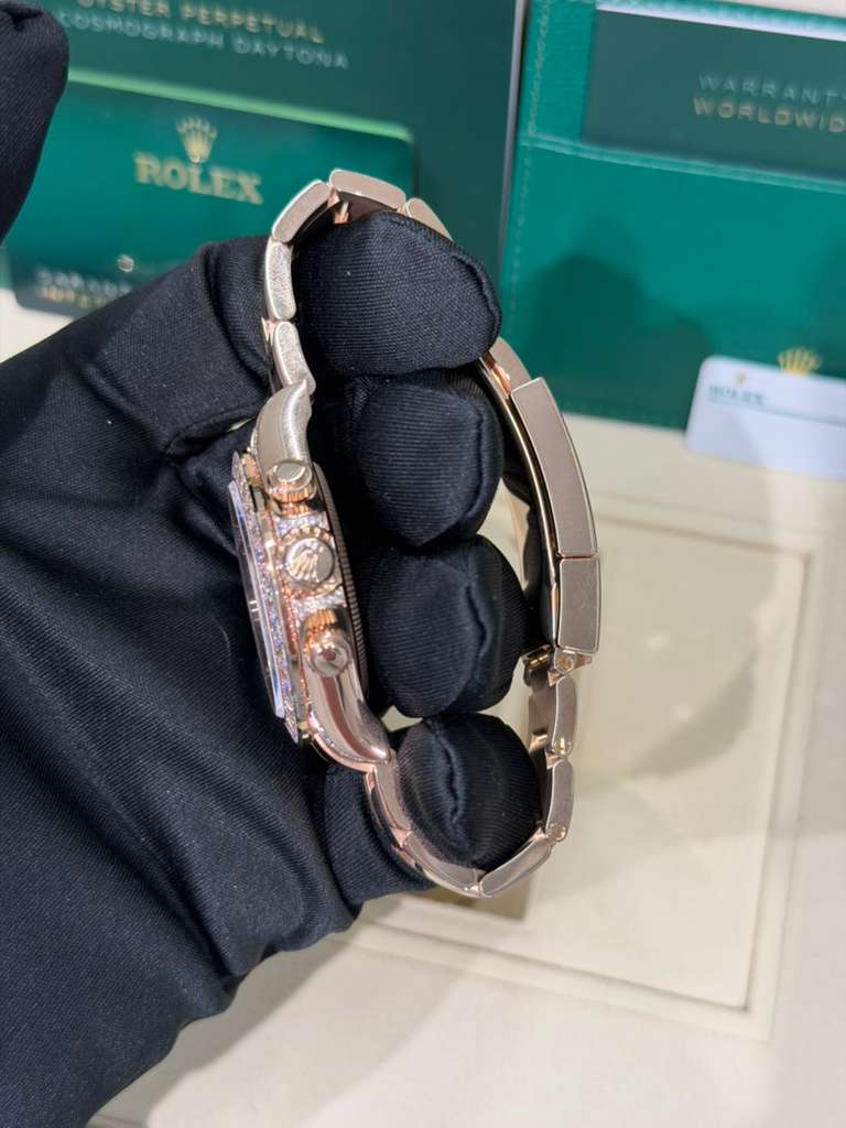 Rolex Cosmograph Daytona Baguette Bezel - 40 MM - Rose Gold - 126595TBR-0001