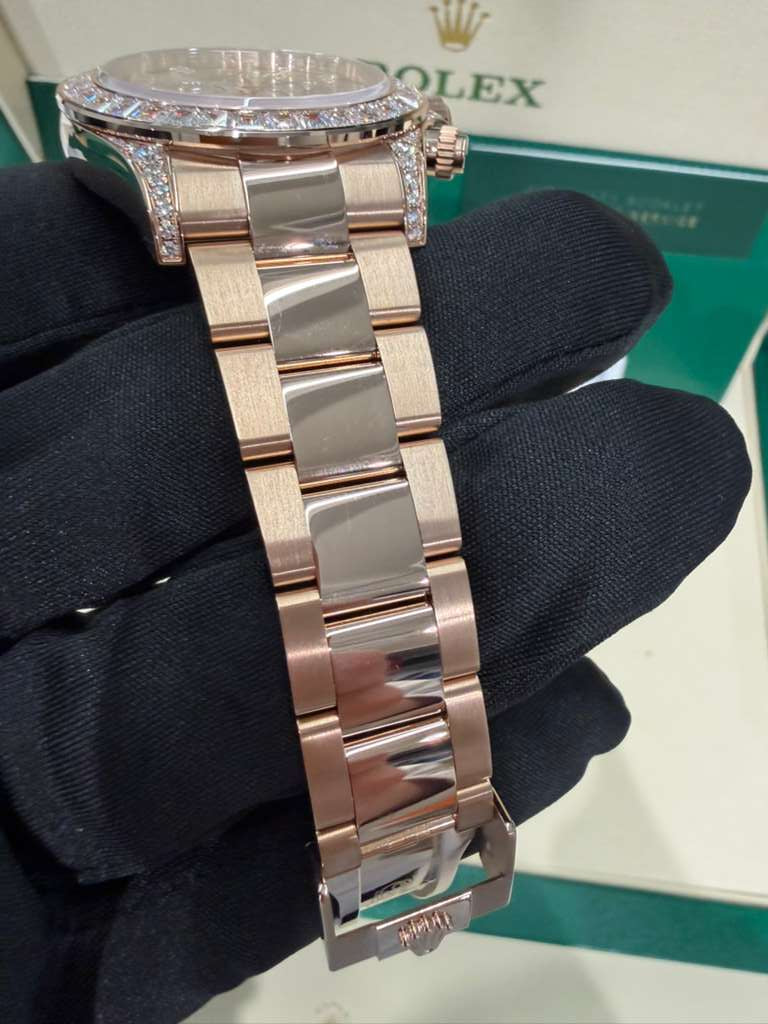 Rolex Cosmograph Daytona Baguette Bezel - 40 MM - Rose Gold - 126595TBR-0001