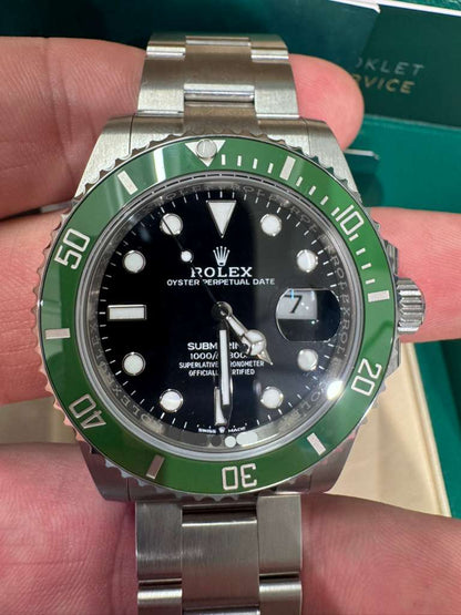 Rolex Starbucks Oystersteel Submariner 41MM - Oyster Bracelet - Black Dial - Green Dial - 126610LV