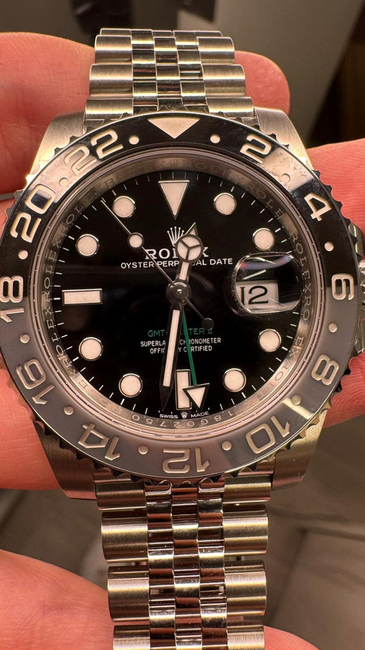 Rolex GMT-Master II - 40 MM - Stainless Steel - Black Dial - 126710GRNR JB