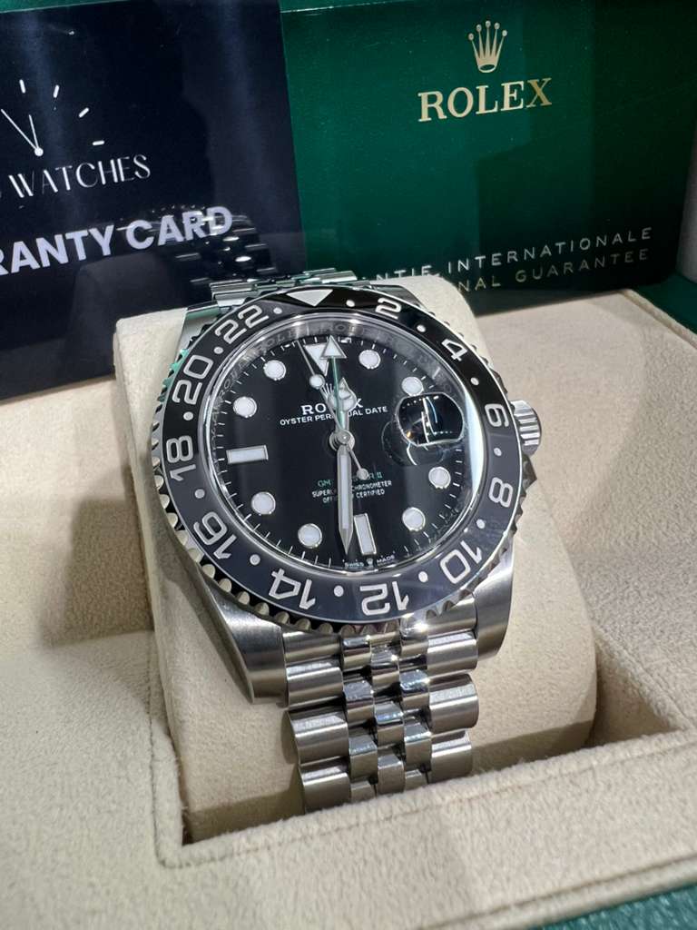 Rolex GMT-Master II - 40 MM - Stainless Steel - Black Dial - 126710GRNR JB