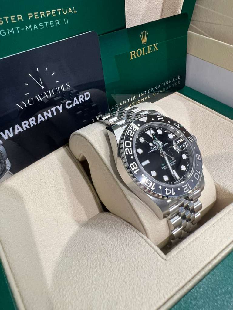 Rolex GMT-Master II - 40 MM - Stainless Steel - Black Dial - 126710GRNR JB