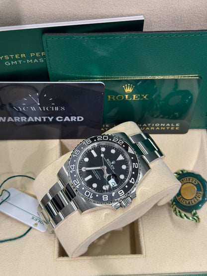 Rolex GMT-Master II “Bruce Wayne” - 40 MM - Stainless Steel - Black Dial - 126710GRNR-0004