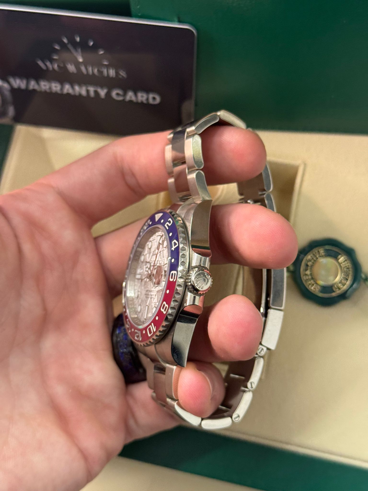 Rolex Pepsi White Gold GMT-Master II Watch - 40 MM - Oyster Bracelet - Meteorite Dial - 126719BLRO mt