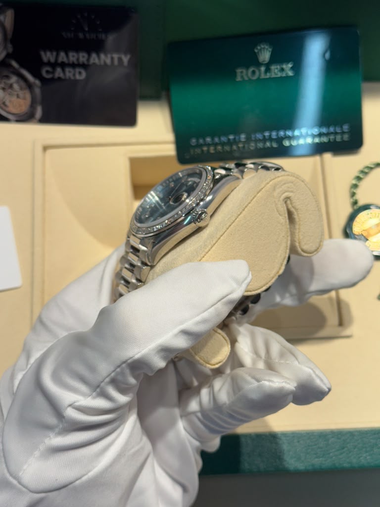 Rolex Day-Date 36 - 36 MM - Platinum - Ice Blue Diamond Dial - 128396TBR-0003