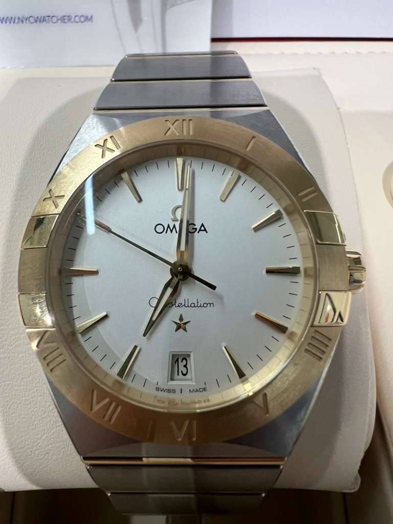 Omega Constellation Stainless Steel and Yellow Gold 36 MM - Stainless Steel and Yellow Gold Bracelet - Opaline Silvery Dial - 131.20.36.60.02.002