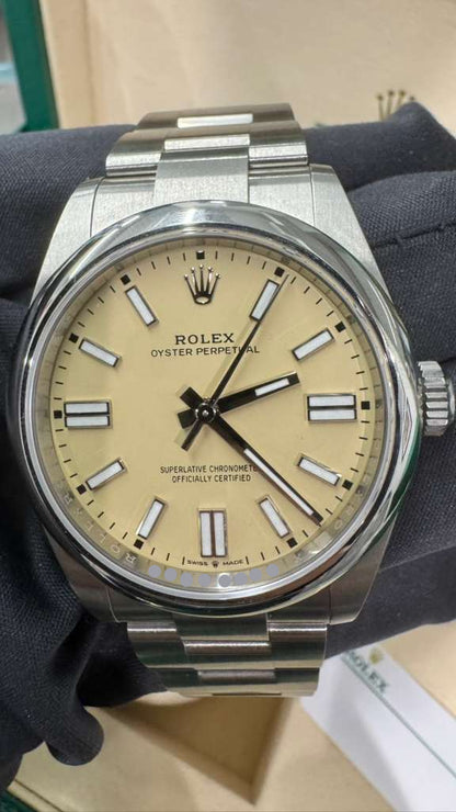 Rolex Oyster Perpetual - Stainless Steel - 41 MM - Oyster Bracelet - Beige Dial - Domed Bezel - 134300-0007
