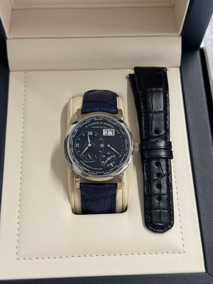 A.Lange & Söhne Lange 1 - 41.9 MM - White Gold - Black Dial - 136.029