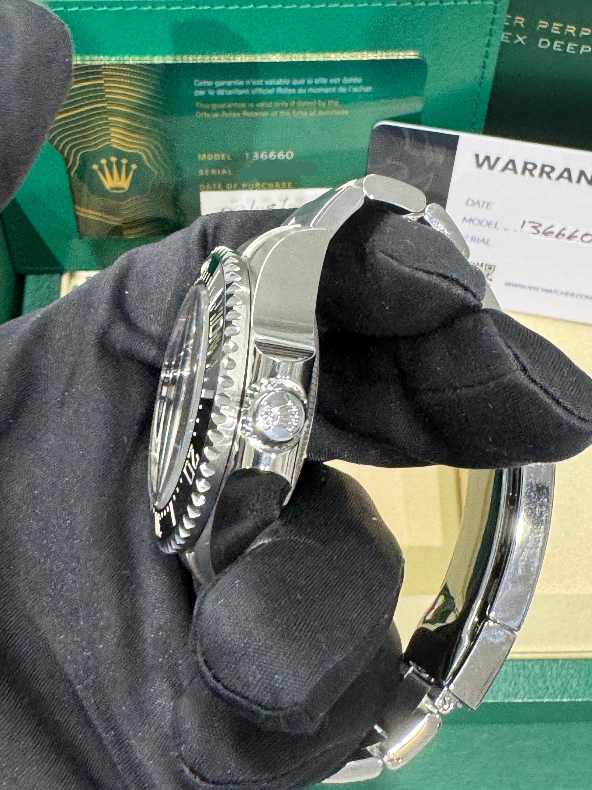Rolex Sea-Dweller - James Cameron - 44 MM - Steel - Blue Dial - 136660 dbl