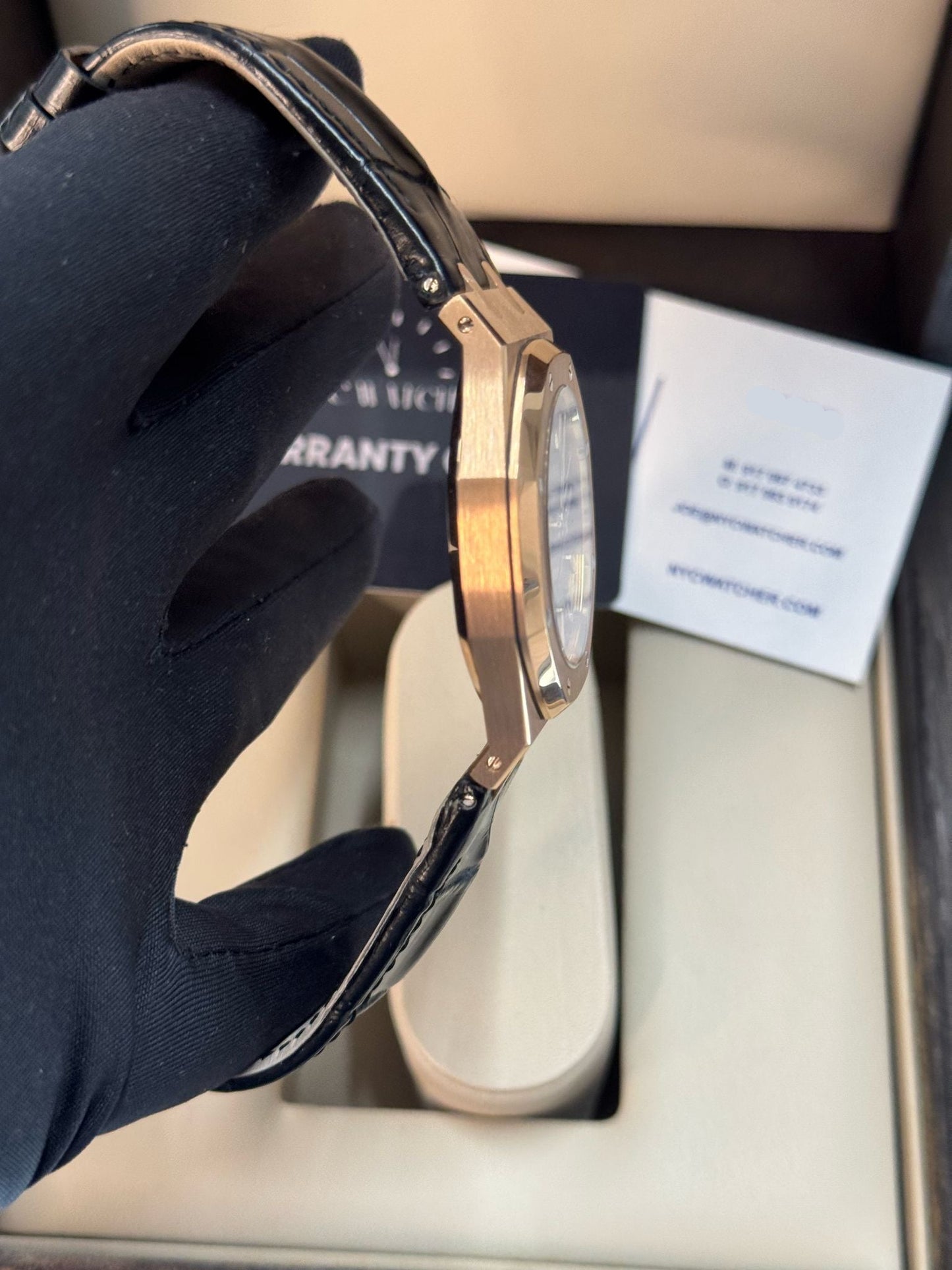 Audemars Piguet - Royal Oak - 39 MM - Rose Gold - 15300OR.OO.D002CR.01