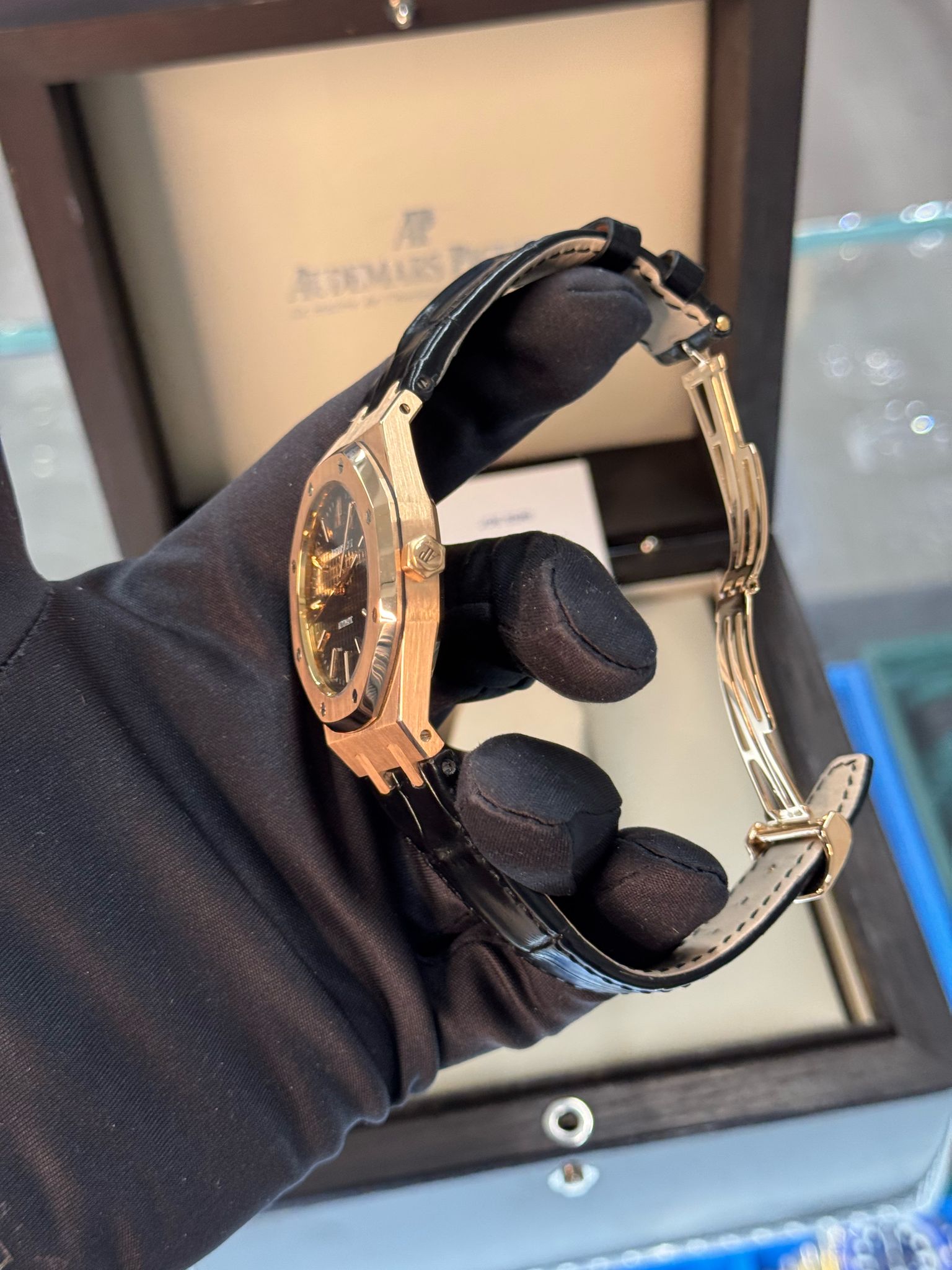 Audemars Piguet - Royal Oak - 39 MM - Rose Gold - 15300OR.OO.D002CR.01