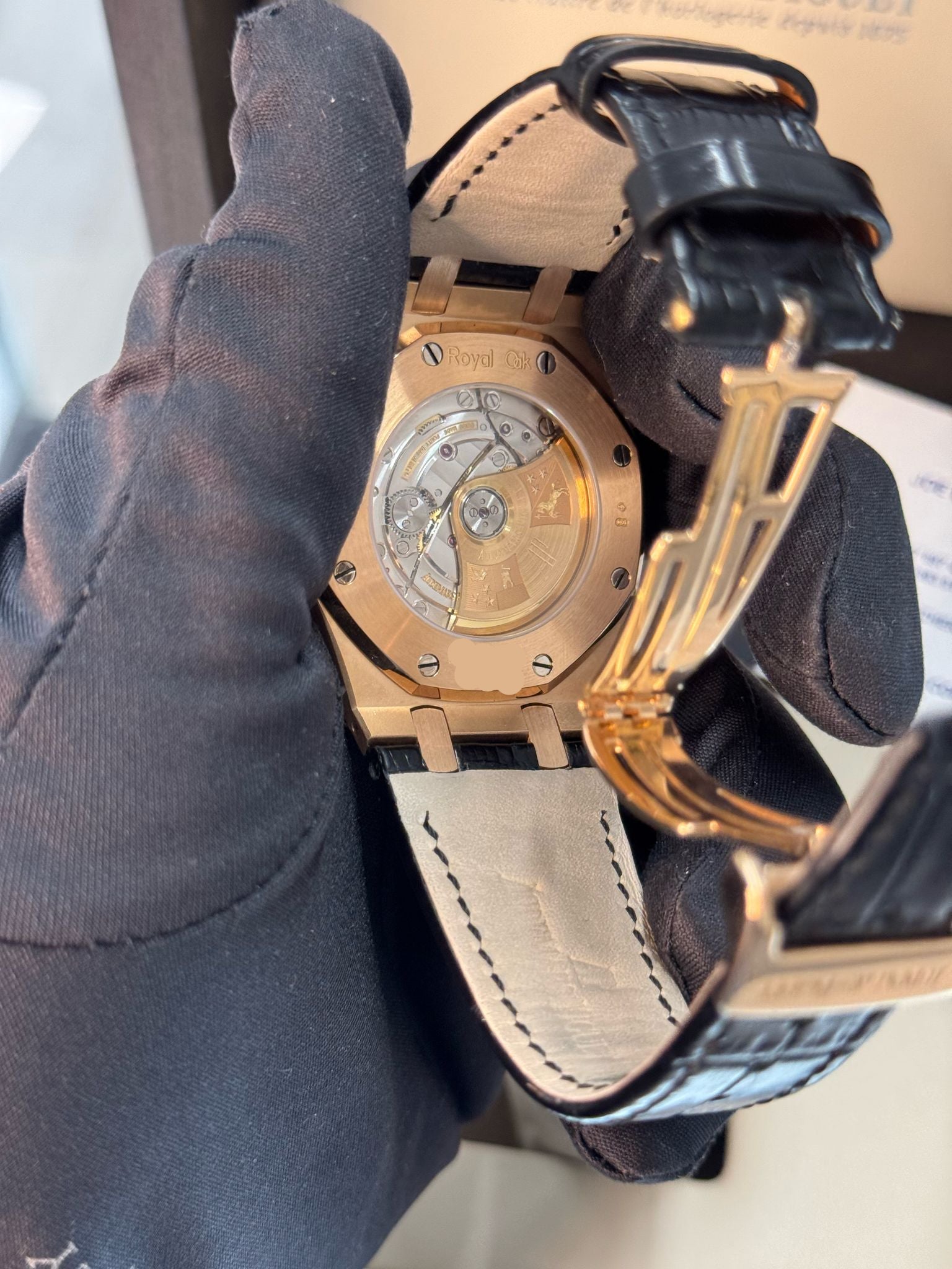 Audemars Piguet - Royal Oak - 39 MM - Rose Gold - 15300OR.OO.D002CR.01