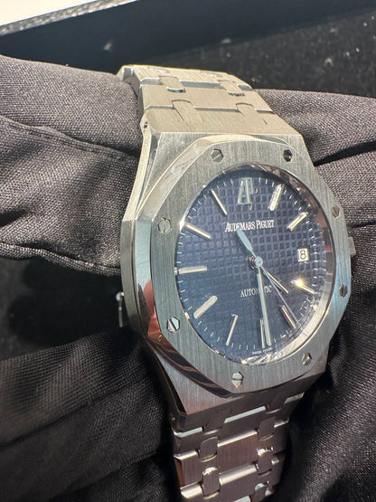 Audemars Piguet - Royal Oak - 39 MM - Steel - 15300ST.OO.1220ST.02