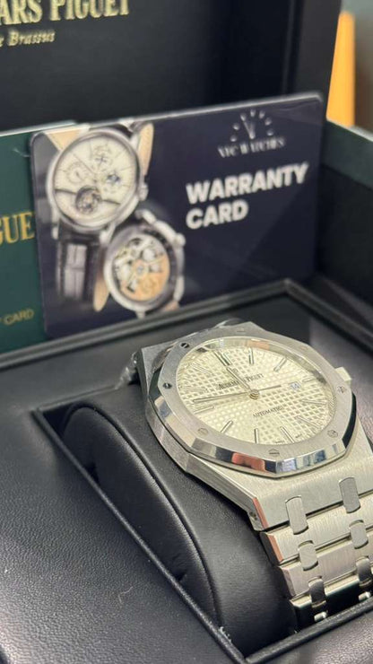 Audemars Piguet - Royal Oak - 41 MM - Steel - 15400ST.OO.1220ST.02