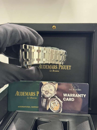 Audemars Piguet - Royal Oak - 41 MM - Steel - 15400ST.OO.1220ST.02